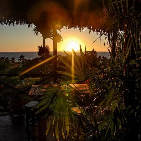 Coucher De Soleil Ambatoloaka  Εξωτερικό φωτογραφία